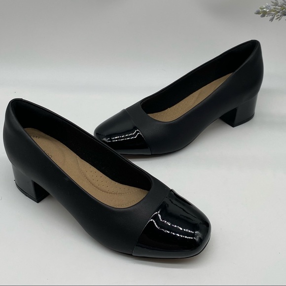 Clarks Collection Women's Marilyn Sara Pumps in Black Combo Leather size 6.5W